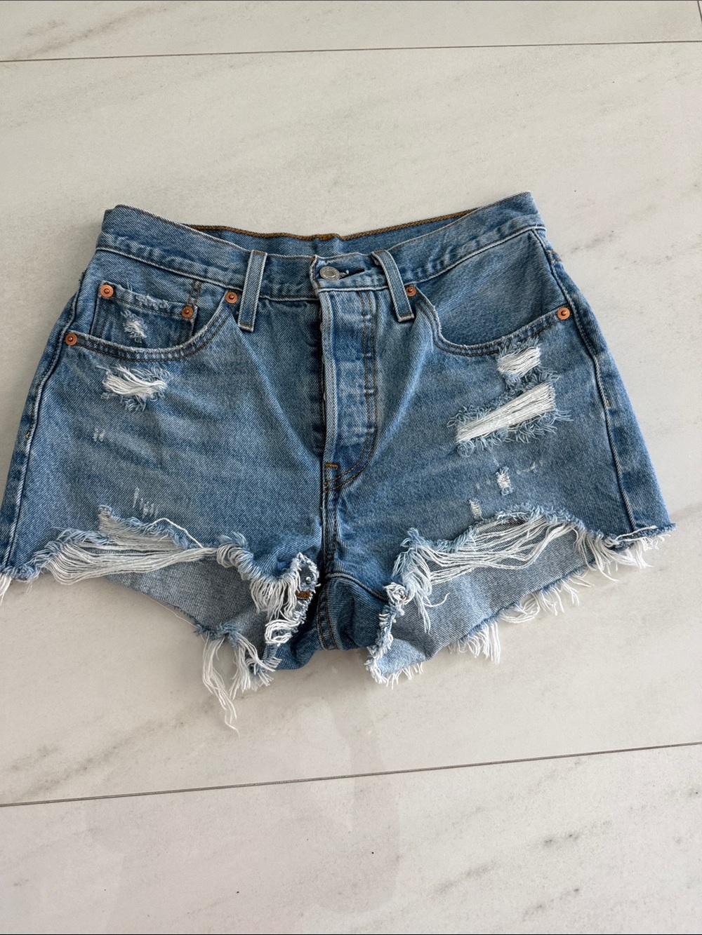 Levi’s 501 High-Rise Distressed Denim Shorts - Blue